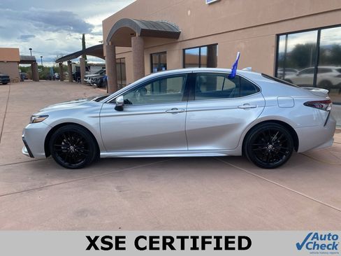 Used 2023 Toyota Camry XSE image 5