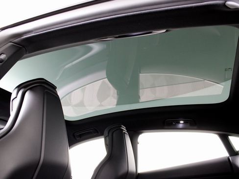 Used 2026 Porsche Taycan image 20