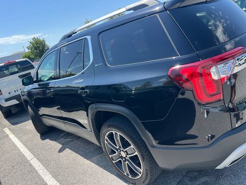 Used 2021 GMC Acadia SLT w/ Premium Package FWD image 8