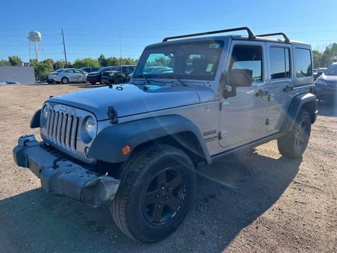 Used 2016 Jeep Wrangler Unlimited Sport w/ Quick Order Package 24S AWD/4WD image 2