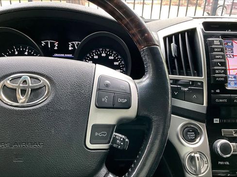 Used 2015 Toyota Land Cruiser AWD/4WD image 24