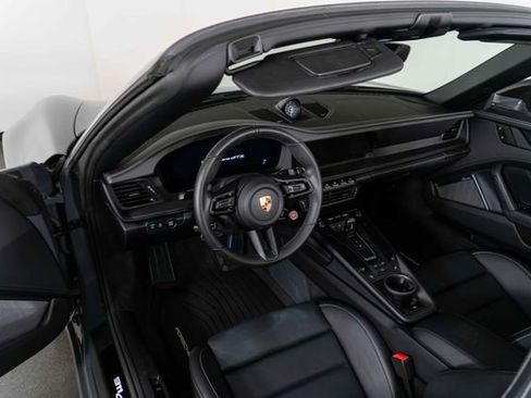 Used 2025 Porsche 911 Carrera GTS image 16