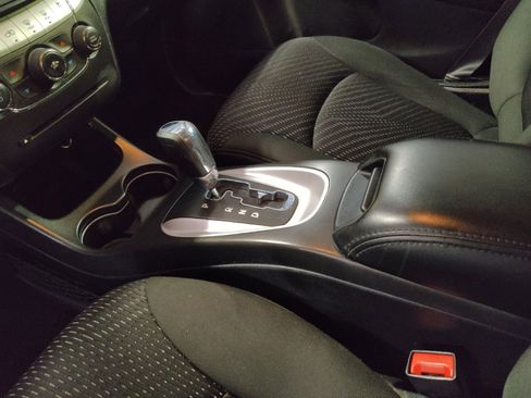 Used 2019 Dodge Journey SE FWD image 26