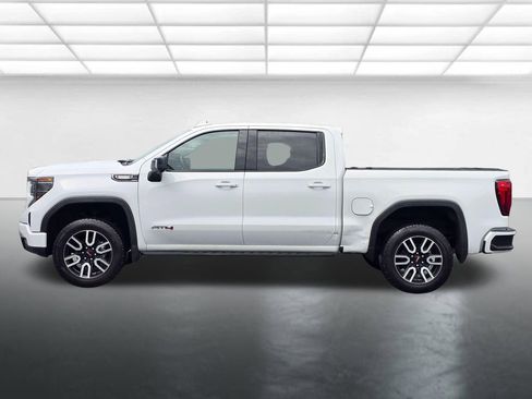 Used 2024 GMC Sierra 1500 AT4 w/ Technology Package AWD/4WD image 15