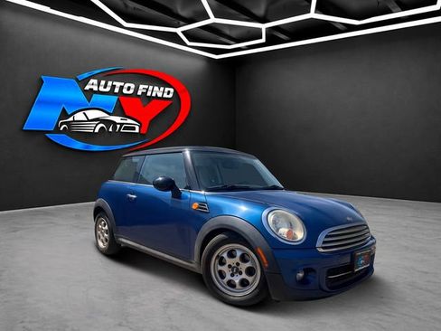 Used 2012 MINI Cooper Hardtop FWD image 2