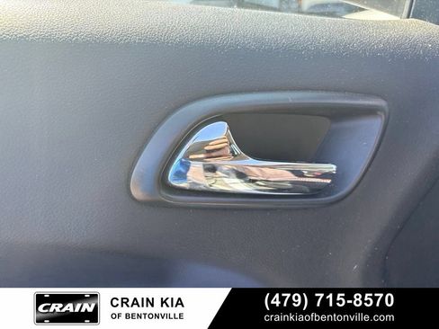 Used 2013 Dodge Journey American Value Package w/ Flexible Seating Group FWD image 19