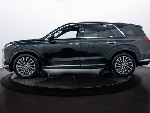 Used 2024 Hyundai Palisade Calligraphy image 7