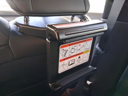 New 2026 INFINITI QX60 Luxe w/ Family Package image 24