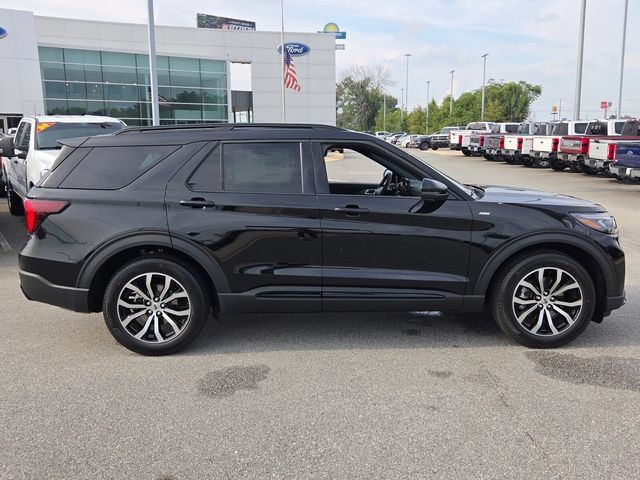 New 2026 Ford Explorer ST-Line w/ Premium Package RWD image 16