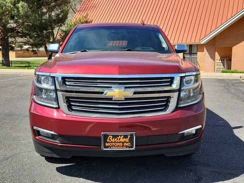 Used 2017 Chevrolet Suburban Premier image 5