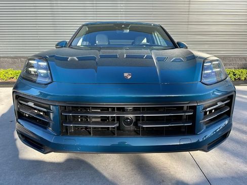 Certified 2026 Porsche Cayenne S AWD/4WD image 8