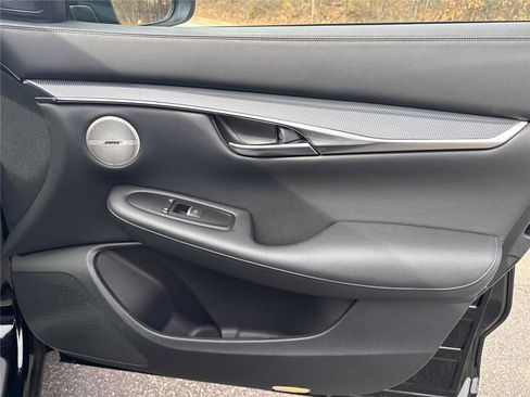 Used 2023 INFINITI QX50 Sport image 23