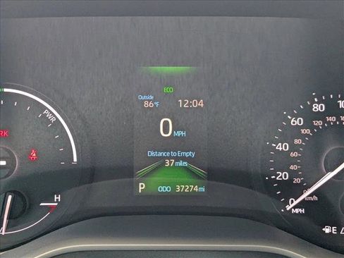 Used 2023 Toyota Sienna XSE w/ XSE Plus Package FWD image 11