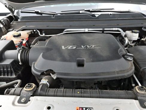 Used 2018 Chevrolet Colorado Z71 AWD/4WD image 39