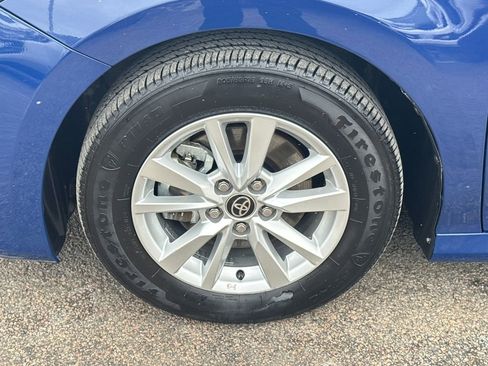 Used 2025 Toyota Camry XSE image 38