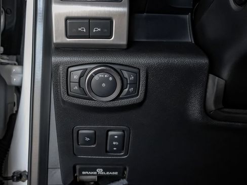 Used 2019 Ford F250 Platinum w/ Platinum Ultimate Package AWD/4WD image 23