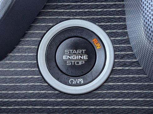 Used 2020 RAM 1500 Limited image 30