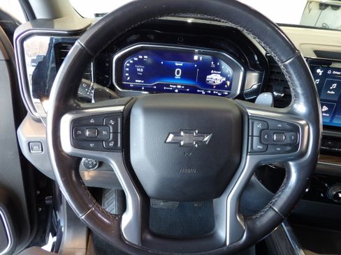 Used 2022 Chevrolet Silverado 1500 RST AWD/4WD image 9