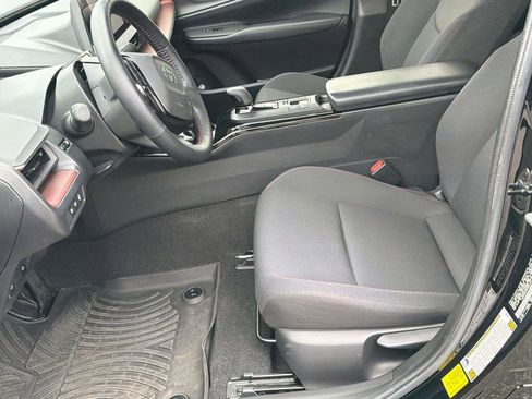 Used 2023 Toyota Prius Prime FWD image 27