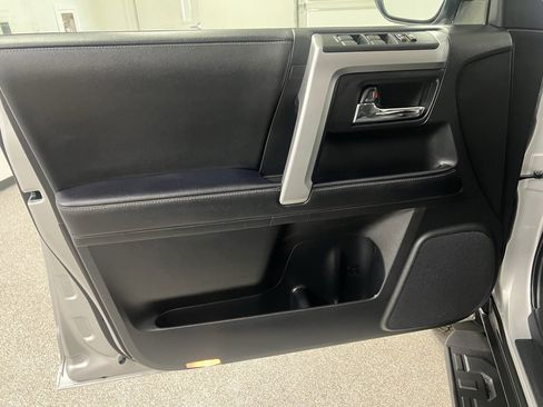 Used 2023 Toyota 4Runner SR5 Premium image 21