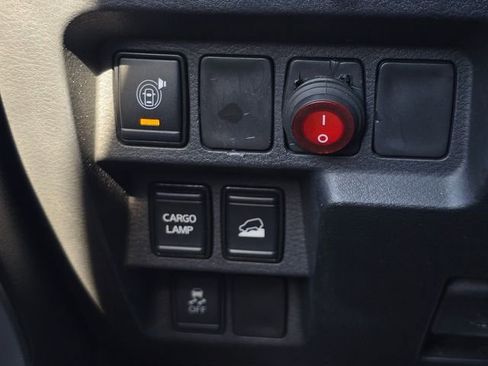 Certified 2022 Nissan Frontier SV w/ Technology Package AWD/4WD image 28