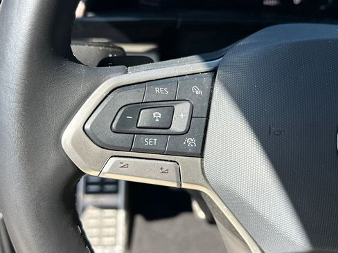 Used 2024 Volkswagen Atlas SEL Premium R-Line AWD/4WD image 28