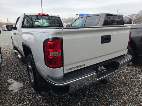 Used 2018 GMC Sierra 1500 2WD Regular Cab image 4