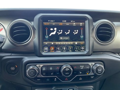 Used 2023 Jeep Wrangler Unlimited w/ Sun & Screen Package AWD/4WD image 18