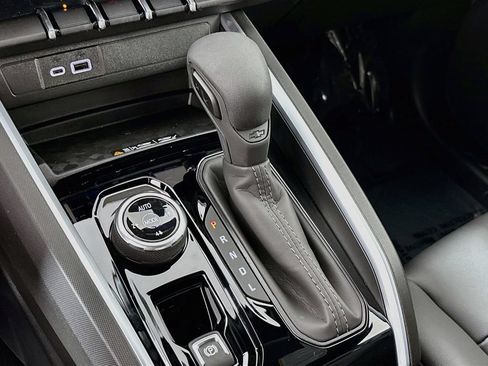 New 2026 Chevrolet Colorado Trail Boss AWD/4WD image 17
