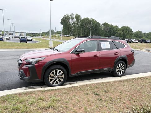 Certified 2024 Subaru Outback Premium AWD/4WD image 5