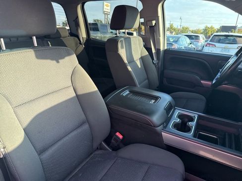 Used 2017 Chevrolet Silverado 1500 LT w/ Rally 2 Edition image 34