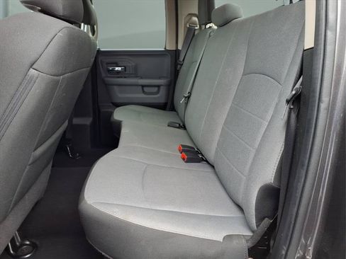 Used 2024 RAM 1500 Classic SLT AWD/4WD image 15