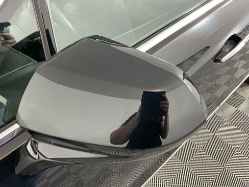 Used 2019 Cadillac XT5 Platinum AWD/4WD image 10