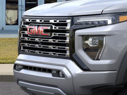 New 2026 GMC Canyon Denali AWD/4WD image 13