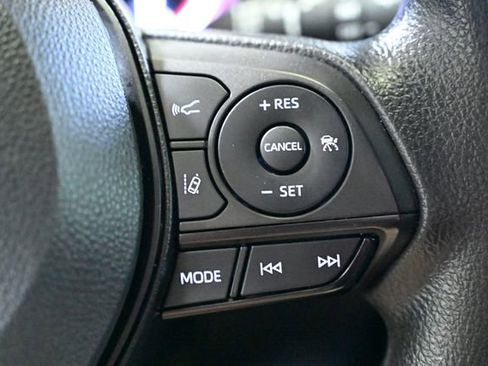 Used 2024 Toyota RAV4 XLE image 34