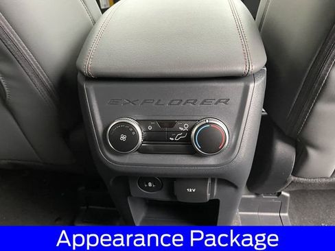 New 2026 Ford Explorer Active w/ Active Comfort Package RWD image 29