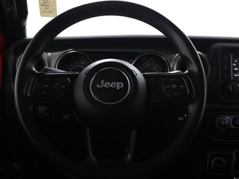 Used 2021 Jeep Gladiator Sport AWD/4WD image 29