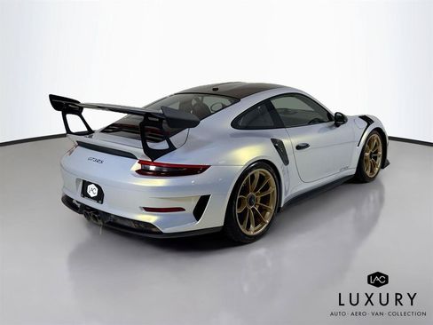Used 2019 Porsche 911 GT3 RS w/ Weissach Package RWD image 6