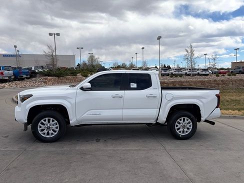 New 2026 Toyota Tacoma TRD Off-Road AWD/4WD image 4