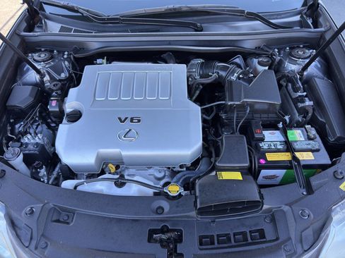 Used 2013 Lexus ES 350 Base 4dr Sedan w/ Luxury Pkg image 30