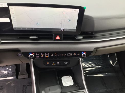 New 2026 Kia Carnival SX image 13