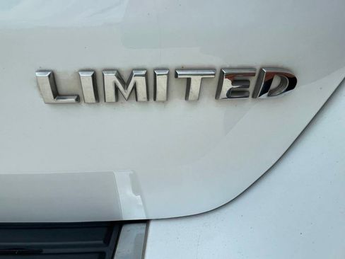 Used 2015 Jeep Grand Cherokee Limited AWD/4WD image 5