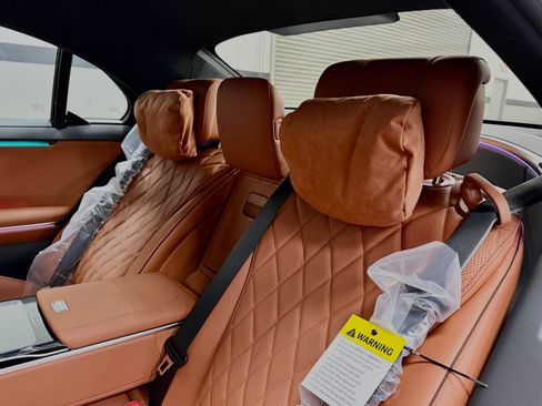 Used 2024 Mercedes-Benz S 580 4MATIC Sedan image 41