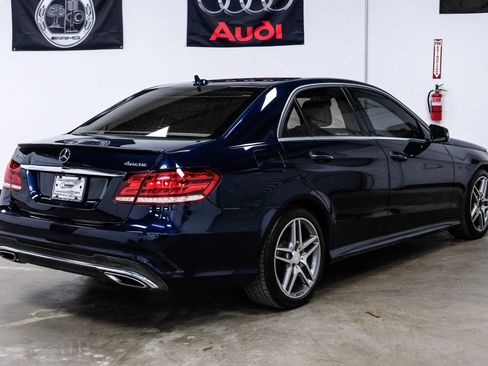 Used 2014 Mercedes-Benz E 350 4MATIC Sedan image 10