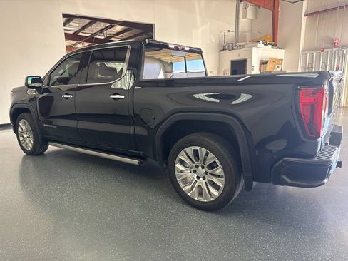 Used 2020 GMC Sierra 1500 Denali w/ Denali Ultimate Package AWD/4WD image 6