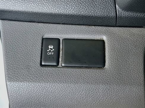 Used 2015 Nissan NV200 FWD image 10