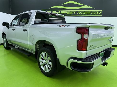 Used 2020 Chevrolet Silverado 1500 Custom w/ Custom Value Package AWD/4WD image 7