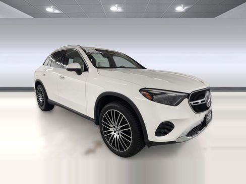 Certified 2023 Mercedes-Benz GLC 300 image 7