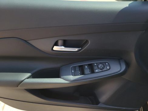 New 2027 Nissan Sentra SV w/ Floor Mat Package FWD image 15