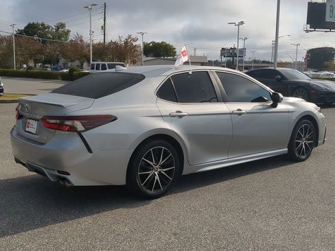 Used 2023 Toyota Camry SE image 13